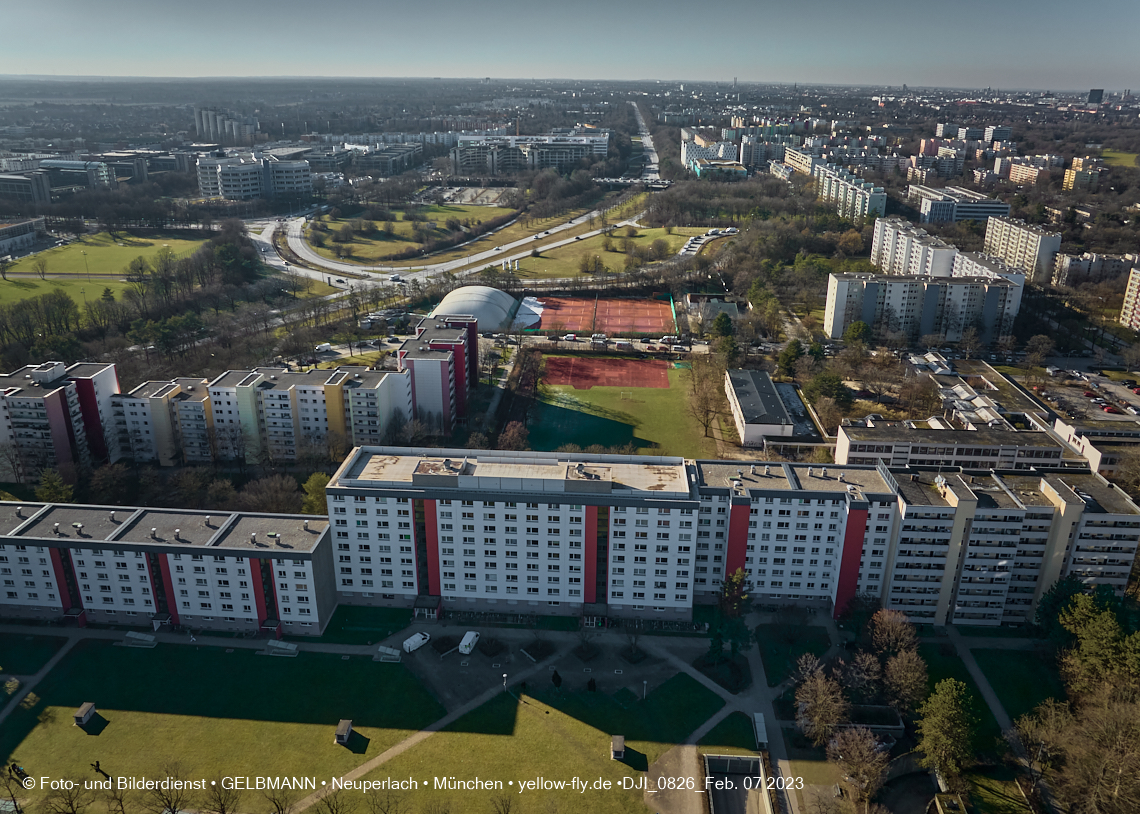 07.02.2023 - Luftbilder vom Marx-Zenrtum und Umgebung in Neuperlach